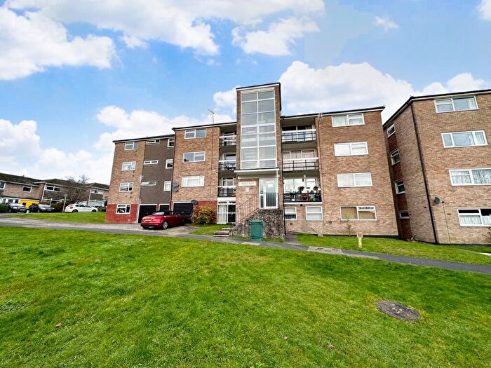 2 Bedroom Apartment To Rent In Northlands Drive, Winchester, SO23