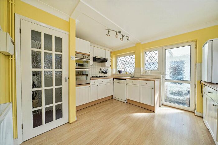 2 Bedroom Bungalow For Sale In Hope Road, West End, Southampton, Hampshire, SO30