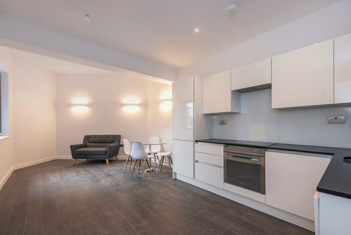 1 Bedroom Apartment To Rent In Everard Close St. Albans, AL1