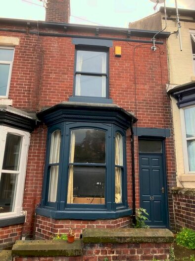 2 Bedroom Terraced House To Rent In Fulmer Road, Sheffield, S11