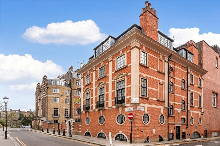 6 Bedroom Terraced House To Rent In Hans Street, London, SW1X