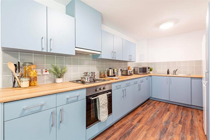 1 Bedroom Flat To Rent In Portland Road, Newcastle, NE2