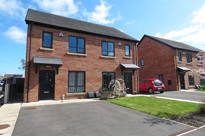 2 Bedroom Semi-Detached House To Rent In Hazelwood Drive, Hesketh Bank, Preston, PR4