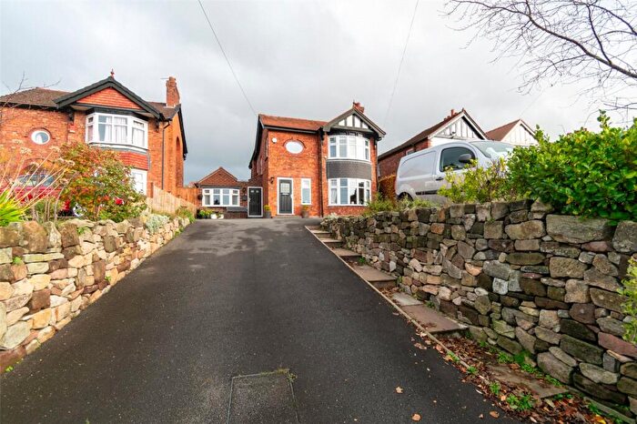 4 Bedroom Detached House For Sale In Nantwich Road, Middlewich, CW10