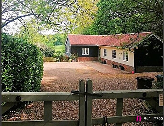 3 Bedroom Detached House To Rent In Digswell Hill, Welwyn, AL6