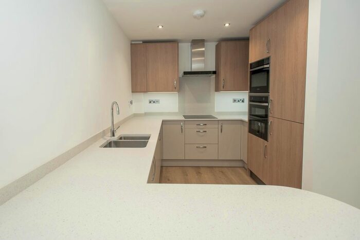 2 Bedroom Property To Rent In New Road, Bournemouth, BH10