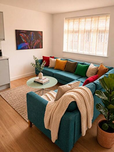 1 Bedroom Apartment To Rent In Lincoln Road, New Hinksey, OX1