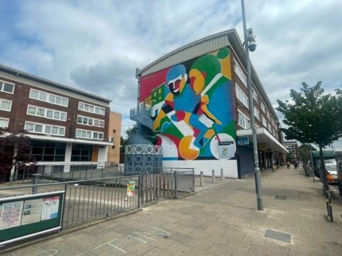 1 Bedroom Flat To Rent In Rothbury Walk, Tottenham, London, N17