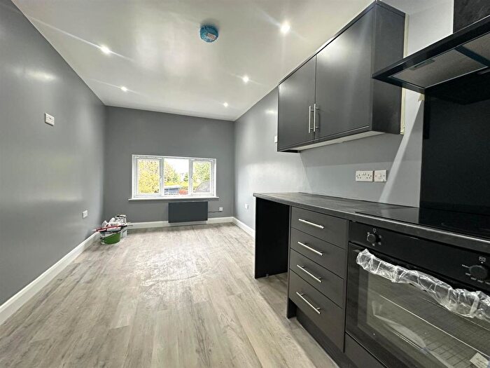 1 Bedroom Flat To Rent In Bridgnorth Road, Wollaston, DY8