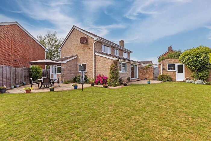 4 Bedroom Detached House For Sale In Hemsdale, Cranbrook Drive, Maidenhead, Berkshire, SL6