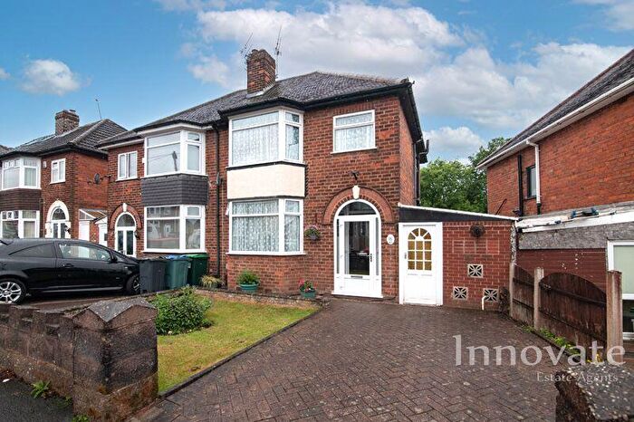 3 Bedroom Semi-Detached House For Sale In Parkfield Road, Oldbury, B68