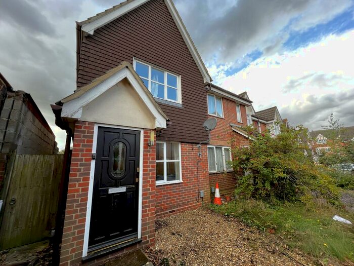 2 Bedroom House To Rent In Billington Road, Leighton Buzzard, LU7