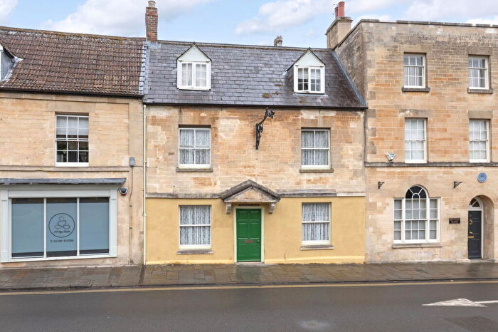 5 Bedroom Terraced House For Sale In Church Street, Calne, Wiltshire, SN11