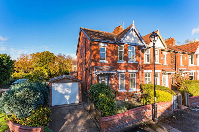 3 Bedroom Semi Detached House For Sale In Sylvandale Avenue, Levenshulme, M19