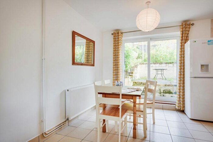 5 Bedroom House To Rent In Devon Road, Canterbury, CT1