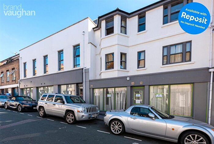Flat To Rent In George Street, Brighton, BN2