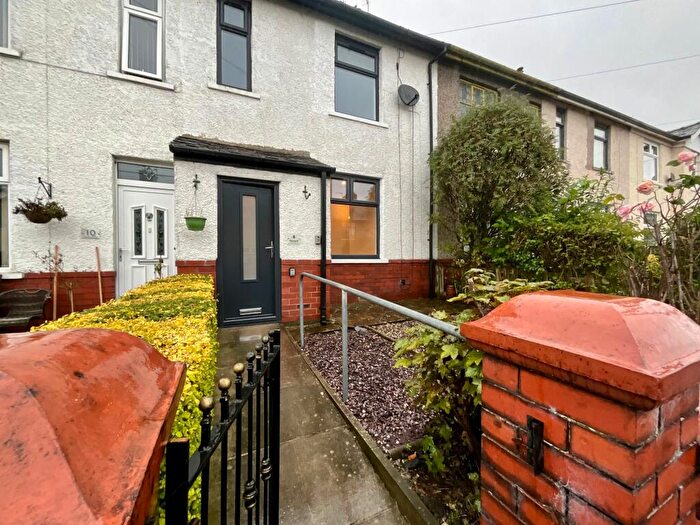 3 Bedroom Terraced House To Rent In Howard Street, Rishton, BB1