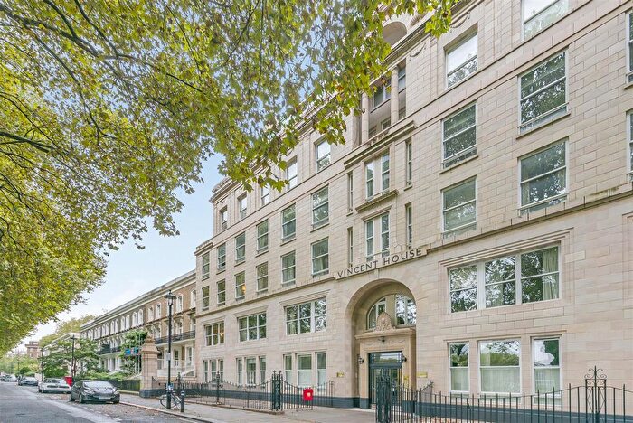3 Bedroom Flat To Rent In Vincent House, Vincent Square, Westminster, London, SW1P
