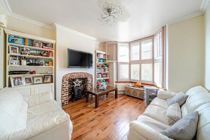 3 Bedroom Terraced House For Sale In Grange Park Road, Thornton Heath, CR7