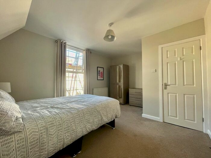 1 Bedroom Flat To Rent In Perryfield Street, Maidstone, ME14