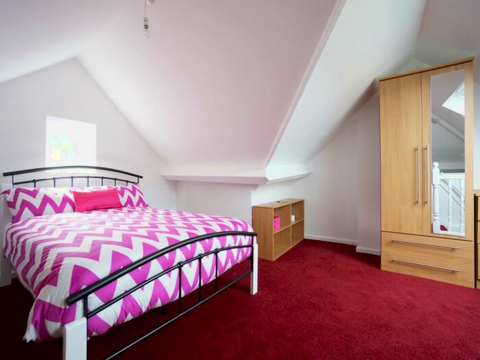 5 Bedroom House To Rent In Ffordd Tegid, Bangor, Gwynedd, LL57