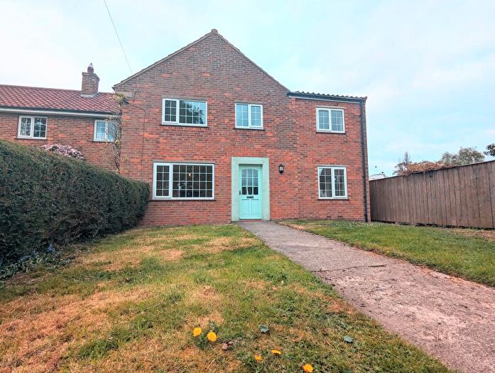 4 Bedroom House To Rent In Nurses House, Great Smeaton, DL6
