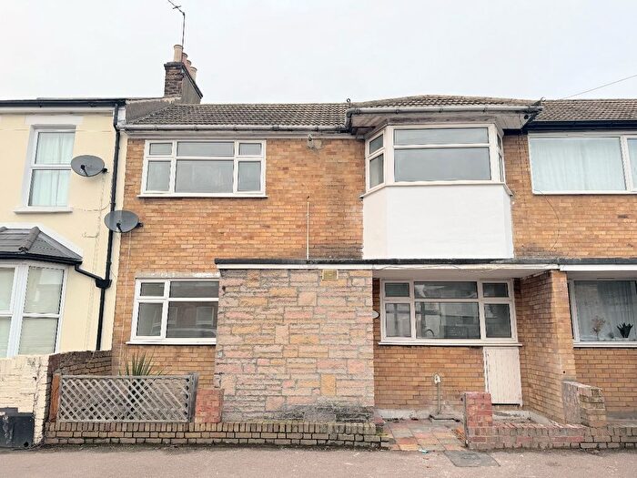 2 Bedroom Terraced House To Rent In Suffolk Street, Forest Gate, E7