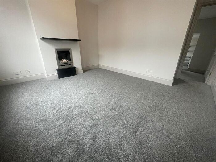 2 Bedroom House For Sale In Wainscott Road, Southsea, PO4