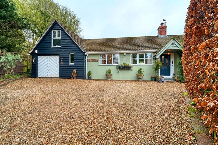 4 Bedroom Detached Bungalow For Sale In Foots Hill, Cann, Shaftesbury, SP7