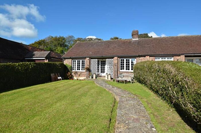 3 Bedroom Terraced Bungalow To Rent In Wayside, BN20