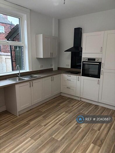 2 Bedroom Terraced House To Rent In Brooks Avenue, Hyde, SK14