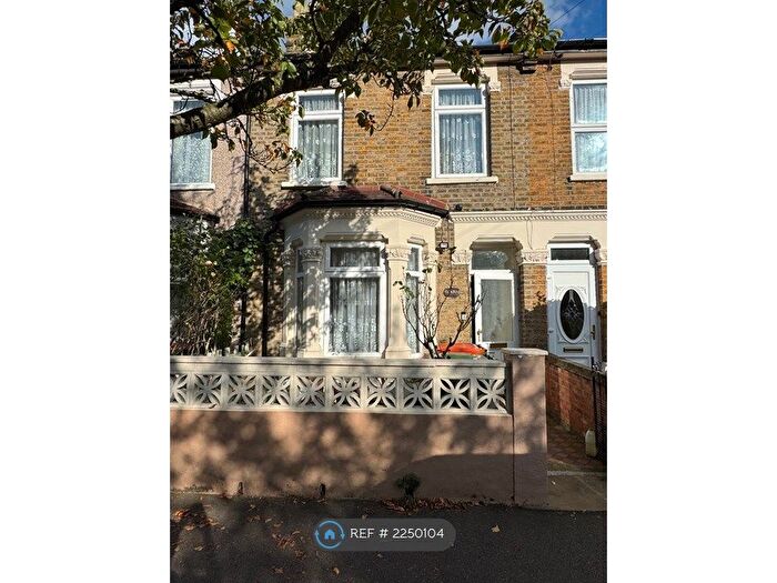 3 Bedroom Terraced House To Rent In Rosedale Road, London, E7
