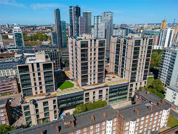 1 Bedroom Flat For Sale In Graphite Square, Nine Elms, SE11