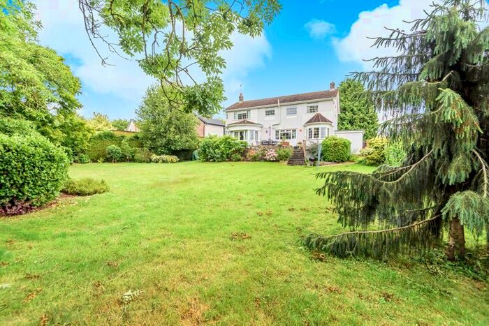 4 Bedroom Detached House For Sale In Woodlands Close, St Arvans, Chepstow, NP16