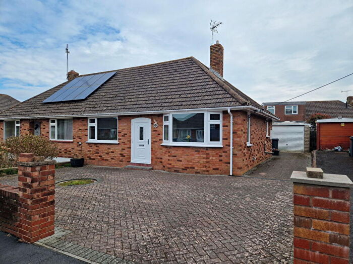 2 Bedroom Semi-Detached Bungalow For Sale In Elmfield Crescent, Exmouth, EX8