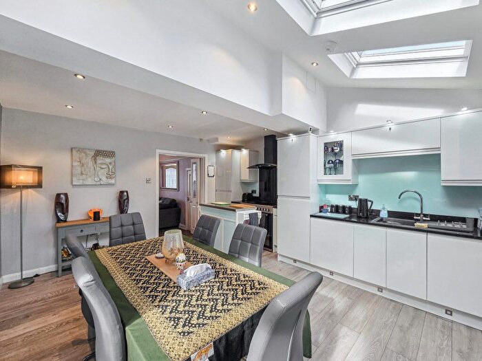 2 Bedroom Semi-Detached House For Sale In Caldecott Road, Manchester, M9