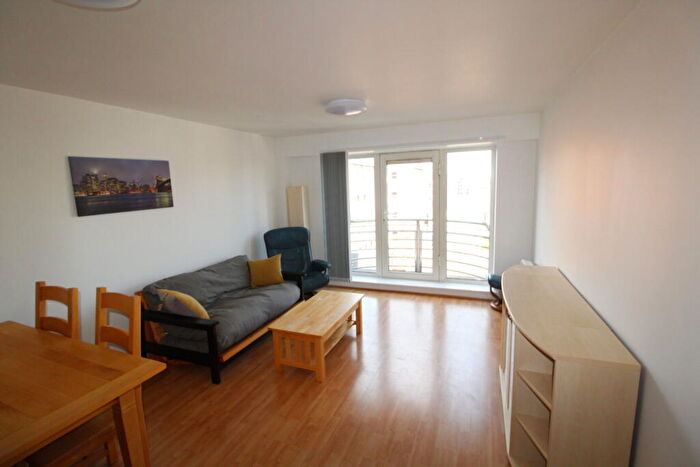 2 Bedroom Apartment To Rent In Royal Plaza, Westfield Terrace, Sheffield, S1