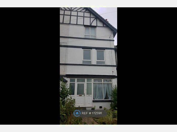 5 Bedroom Semi-Detached House To Rent In Nevile Road, Salford, M7