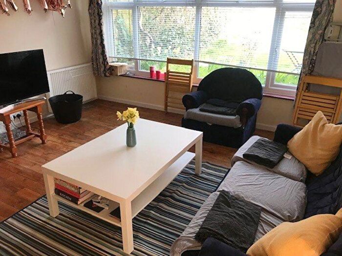 4 Bedroom Flat To Rent In Marston Road, OX3