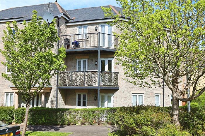 2 Bedroom Flat For Sale In Watkins Way, Bideford, Devon, EX39