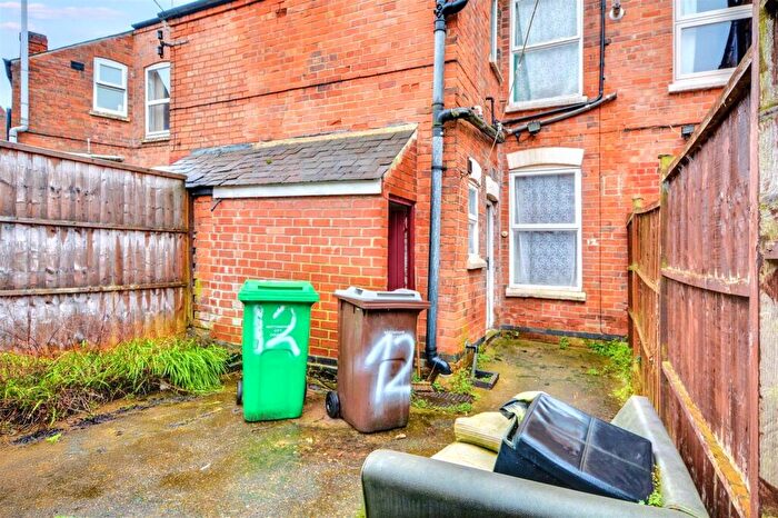 3 Bedroom Terraced House For Sale In Broxtowe Street, Nottingham, NG5