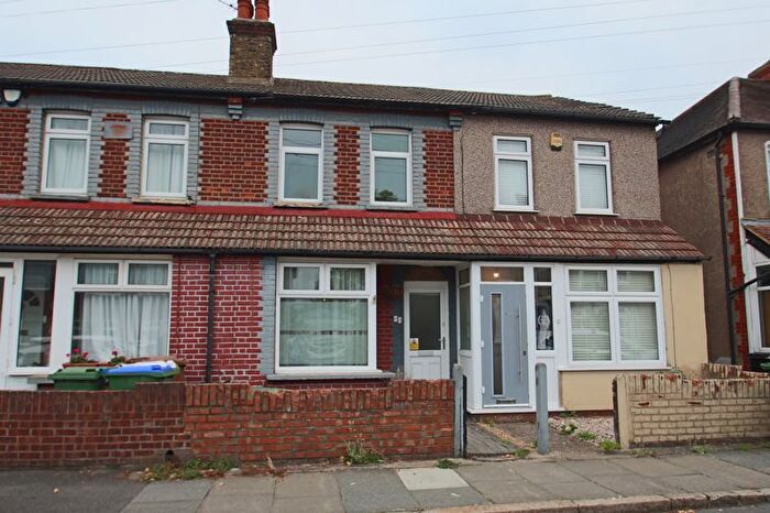 2 Bedroom Terraced House To Rent In Ethronvi Road, Bexleyheath, Kent, DA7