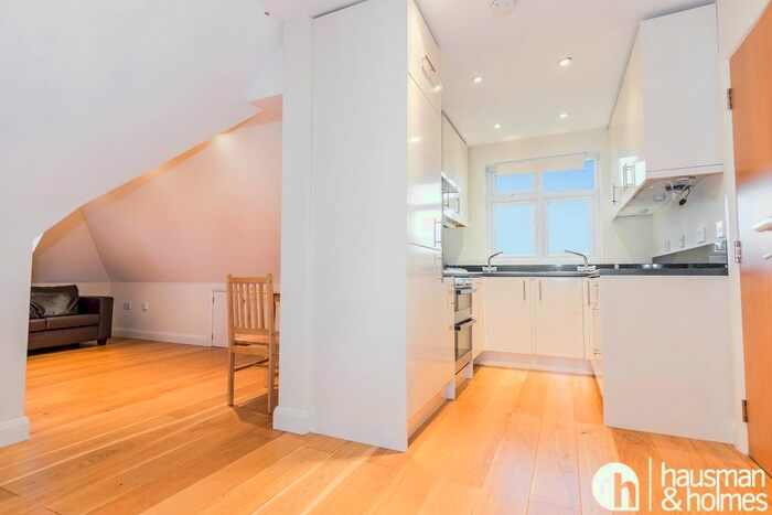 1 Bedroom Flat To Rent In Garrick Avenue, London, NW11