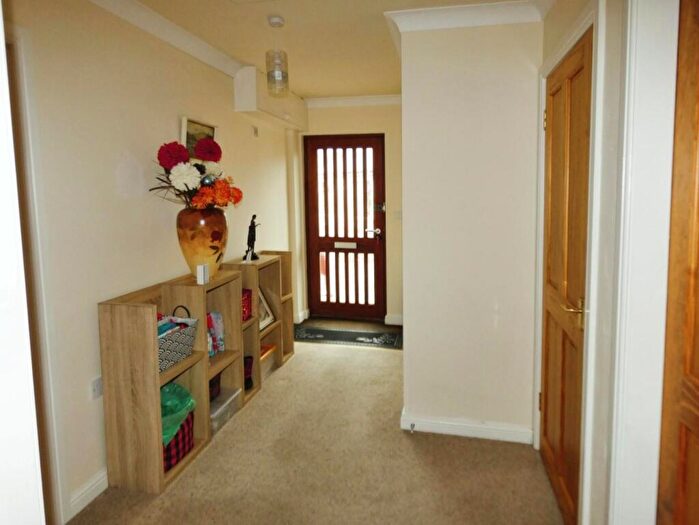 2 Bedroom Semi-Detached Bungalow For Sale In Westfield Gardens, Lockerbie, DG11