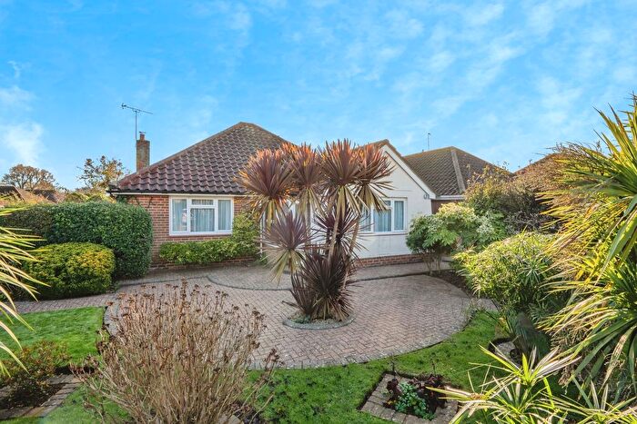 3 Bedroom Bungalow For Sale In Selangor Avenue, Emsworth, Hampshire, PO10