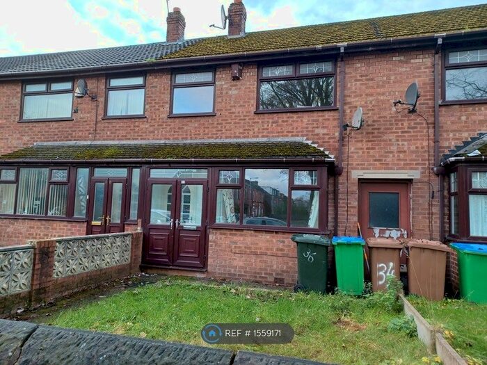 3 Bedroom Terraced House To Rent In Mere Street, Rochdale, OL11