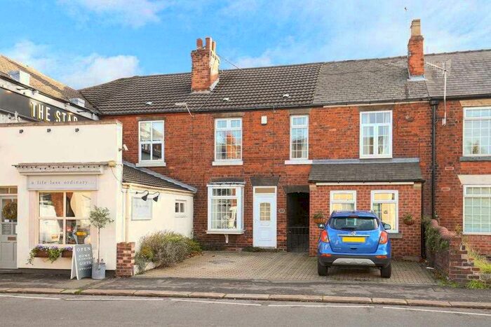 2 Bedroom House To Rent In Chatsworth Road, S40