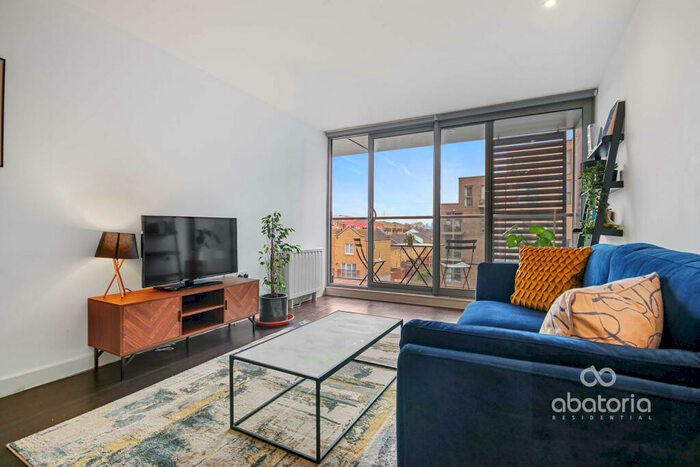 1 Bedroom Apartment To Rent In Candy Wharf, Copperfield Road, London, E3