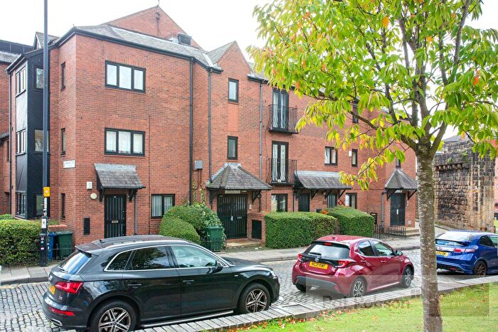 1 Bedroom Flat To Rent In Blackfriars Court, Newcastle Upon Tyne, Tyne And Wear, NE1