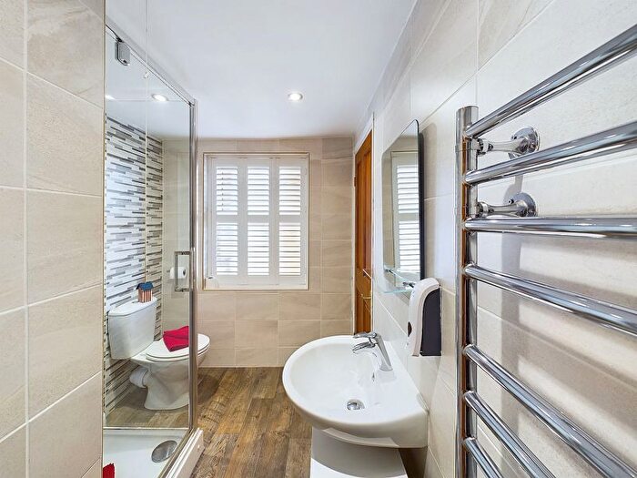 3 Bedroom Cottage For Sale In Brunswick Street, Whitby, YO21